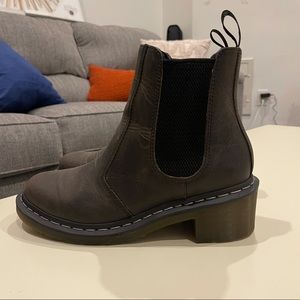 Dr. Martens Cadence boots like new!